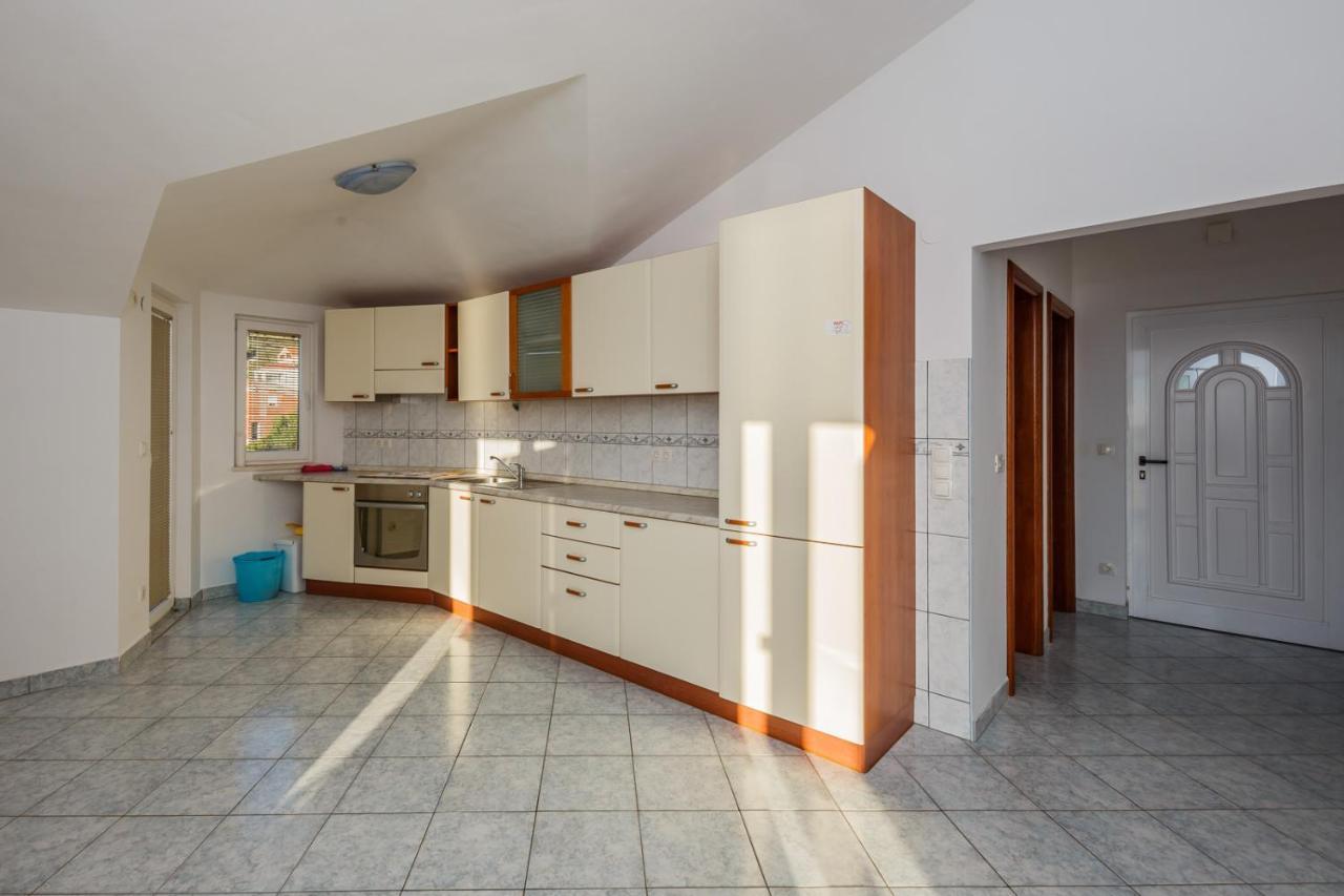 Apartamenty z basenem ILJA Rogoznica (Sibenik-Knin) Exteriér fotografie