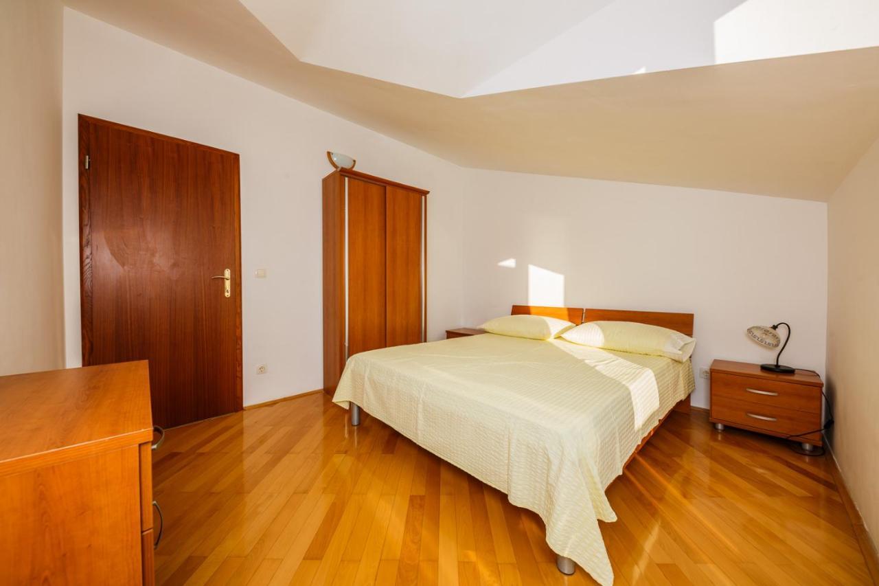 Apartamenty z basenem ILJA Rogoznica (Sibenik-Knin) Exteriér fotografie